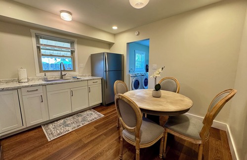 Marion House | Campus Den on Poplar St.