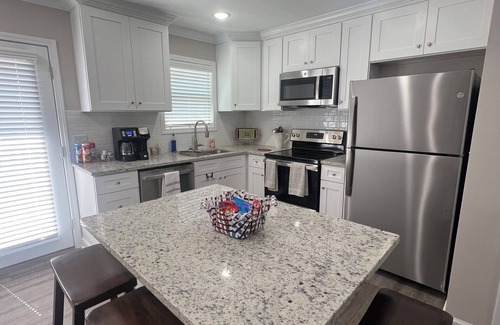 Starkville Condo | Campus Edge Condo- brand new 2 bed 2 1/2 bath condo with campus shuttle service!