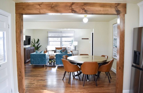 Norman House | Campus Mid-Century Retreat: 5 min walk to OU stadium
