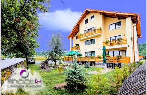 Sarasau House | Camves Inn
