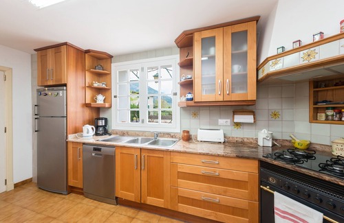 Biniaraix Villa | CAN ALTES - Lovely villa with private pool at the foot of the mountains. Free WiFi