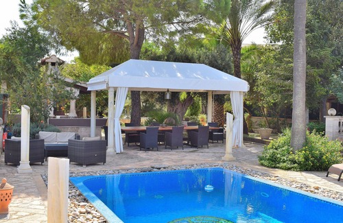 Muro Ski Chalet | Can Bisbe 187 traditional villa with private pool, beautiful views, barbecue and table tennis