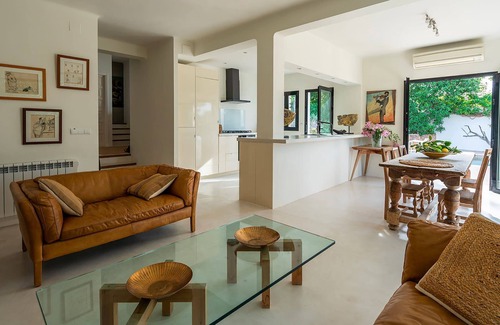 Sant Antoni de Portmany Villa | Can Blanca with pool - My Rental Homes