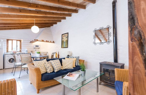 Andraitx Villa | CAN CAPET - Villa with private pool in Andratx. Free WiFi
