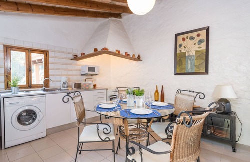 Andraitx Villa | CAN CAPET - Villa with private pool in Andratx. Free WiFi