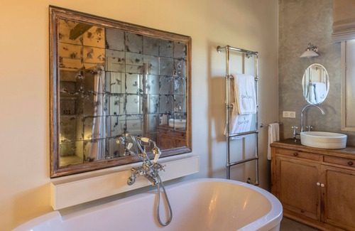 Parlava Bed & Breakfast | CAN CASI HOUSE