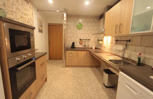 Amposta House | Can Clos Bonet carrer Colon