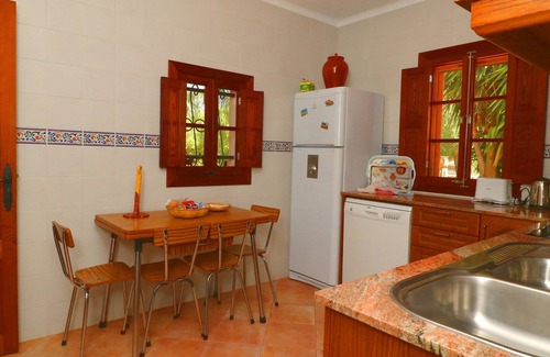 Es Palmer Villa | Can Crestall, Air conditioning, Wifi free, private pool