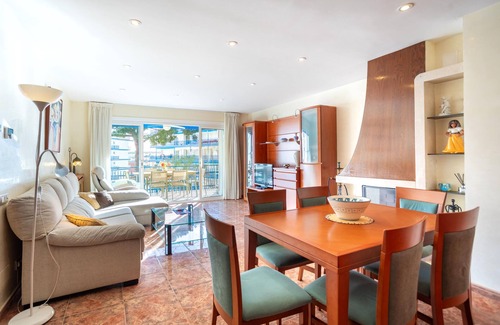 Sant Andreu de Llavaneres Apartment | Can Sans - quiet community
