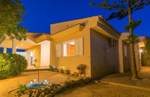 Badia Blava Villa | Can Moragues & Martorell