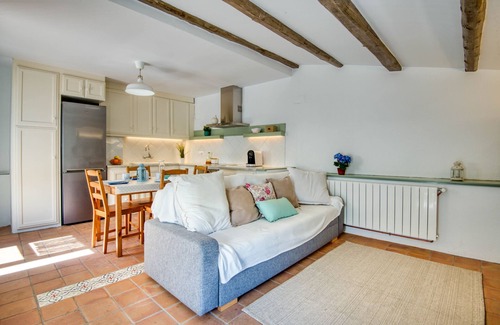 Saus House | CAN PARRALETS: Rural house for rent in Saus, comfortable, renovated and charming