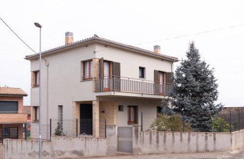 Banyoles House | Can Patllari