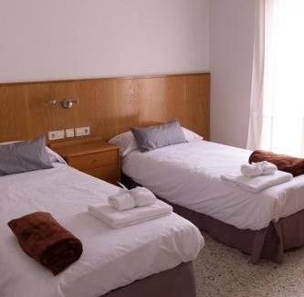 Banyoles House | Can Patllari