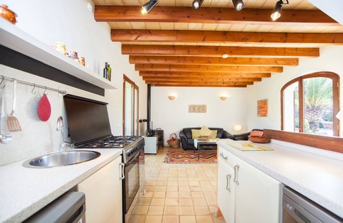 Costitx House | CAN PINA - ECO ARCO - Apartment with shared pool in Costitx. Free WiFi