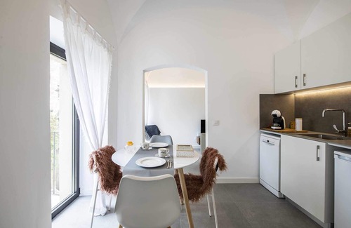 Banyoles Apartment | CAN Planeses Dúplex de Lujo con Balcón en el Pla de L'estany