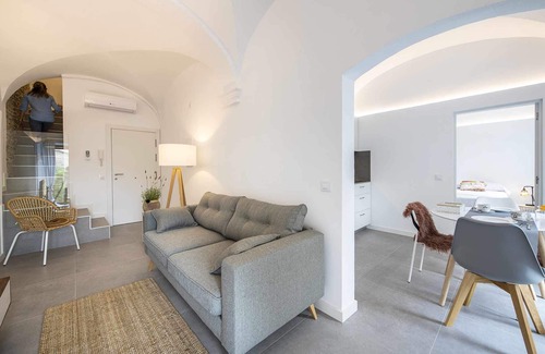 Banyoles Apartment | CAN Planeses Dúplex de Lujo con Balcón en el Pla de L'estany