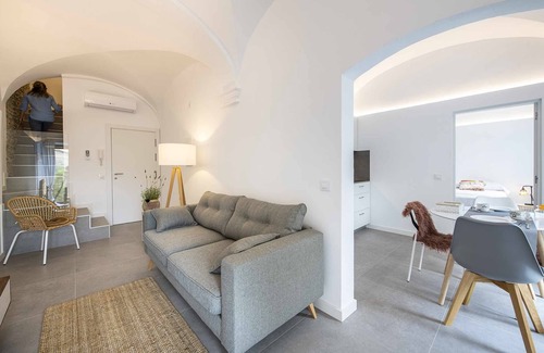 Banyoles Apartment | CAN Planeses Dúplex de Lujo con Balcón en el Pla de L'estany