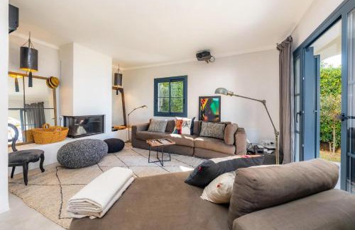 Urbanizacion S'Estanyol House | Can Popi