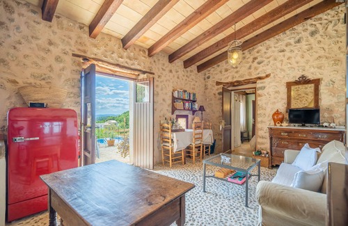 Selva House | CAN PULIT - finca romántica con piscina y vistas