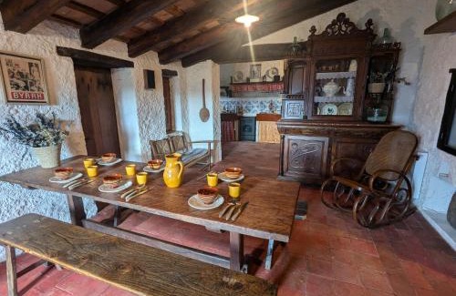 Les Planes d'Hostoles Ski Chalet | CAN QUEL - Escapada a la natura