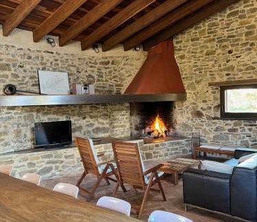 Sant Joan de Les Abadesses House | Can Sau