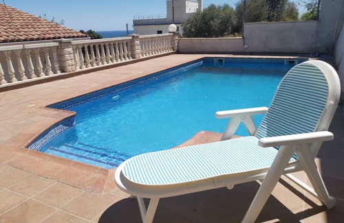 Calafell House | CAN Trullen Chalet Calafell CON Piscina Y Terrazas Vista MAR Y Montaña