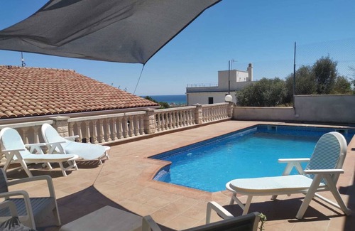 Calafell House | CAN Trullen Chalet Calafell CON Piscina Y Terrazas Vista MAR Y Montaña