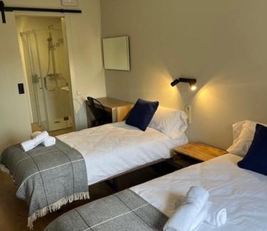 Manlleu Hotel | Can Xaran Hotel