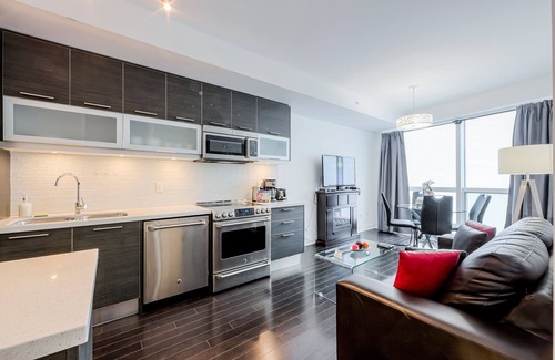 Bay Street Corridor Apartment | Canada Suites on Bay