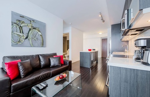 Bay Street Corridor Apartment | Canada Suites on Bay