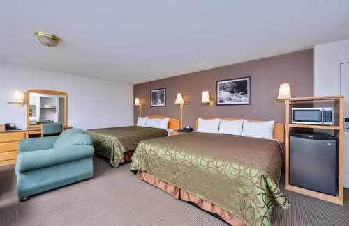 Valemount Hotel | Canadas Best Value Inn Valemount