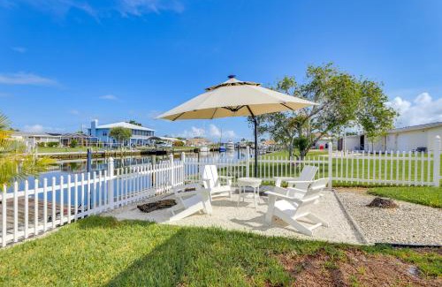 Bay Colony House | Canal-Front Haven Pool, Dock and Lanai in Palmetto