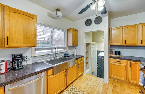 White Lake House | Canal-Front White Lake Escape w/Paddleboard