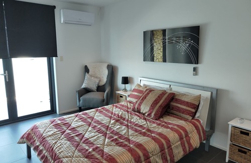 Banksia Beach House | Canal House - Rooftop Entertainer