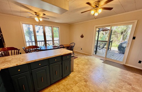 Kirkfield Cottage | Canal Lake Cottage
