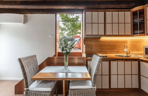 Castello Apartment | Canal View Apartment with Great Terrace near Arsenale