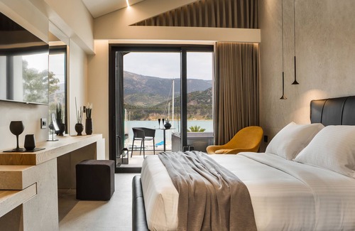 Argostoli Town Hotel | Canale Hotel & Suites