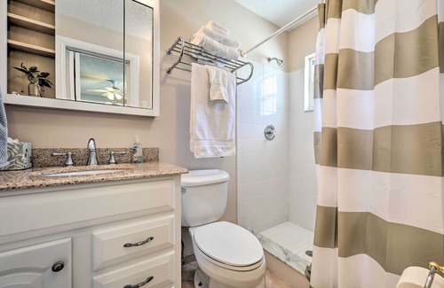 Flor-a-mar House | Canalfront New Port Richey Home w/Boat Dock!