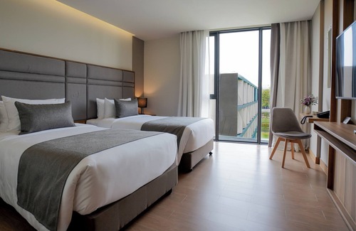 Lat Krabang Hotel | Canalis Suvarnabhumi Airport Hotel