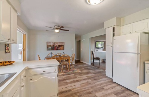 Canandaigua House | Canandaigua Charmer - Sleeps 6!