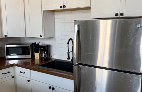 Covington House | Canary Cottage in the Heart of MainStrasse Village