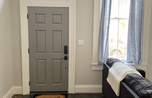 Covington House | Canary Cottage in the Heart of MainStrasse Village