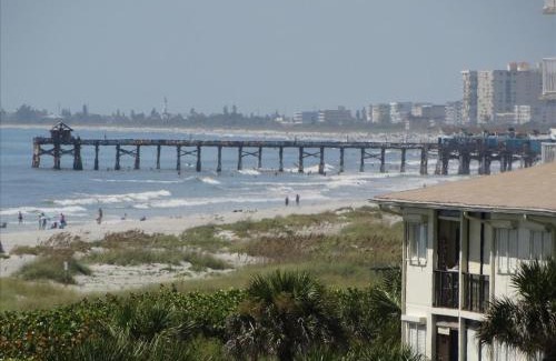 Port Canaveral House | Canaveral Towers Oceanfront 402!