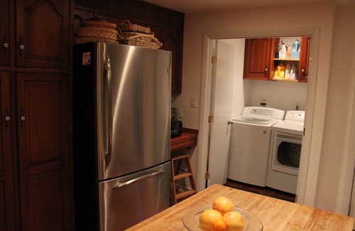 Danbury House | Candlewood Lakefront-Exclusive- Ideal Vacation
