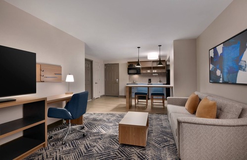 Bel Air Hotel | Candlewood Suites Aberdeen-Bel Air by IHG