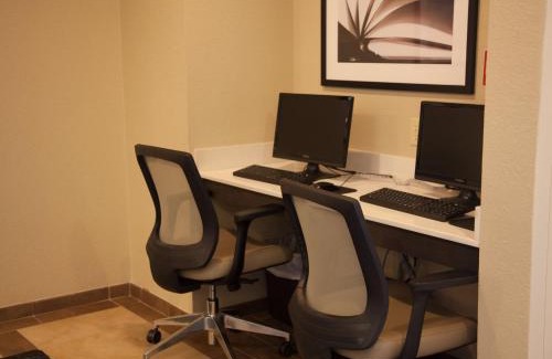Alexandria Hotel | Candlewood Suites Alexandria by IHG