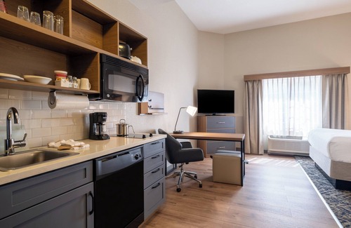 Hanover Hotel | Candlewood Suites Arundel Mills/BWI Airport by IHG