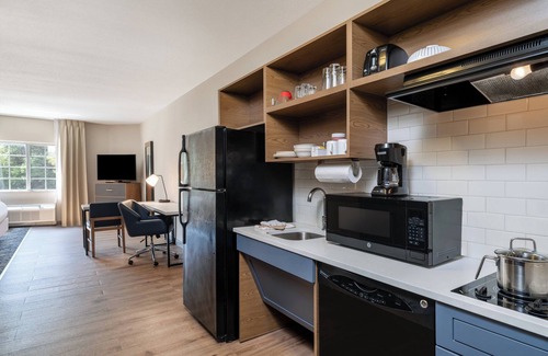 Hanover Hotel | Candlewood Suites Arundel Mills/BWI Airport by IHG