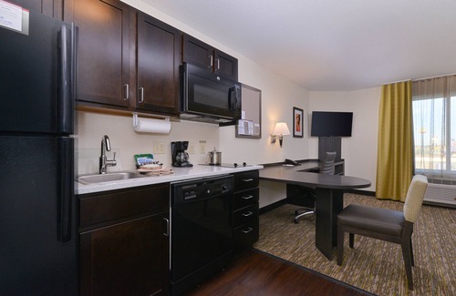 Casper Hotel | Candlewood Suites Casper by IHG