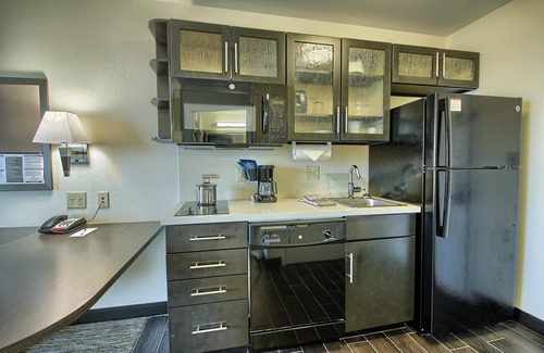 Grove City Hotel | Candlewood Suites Columbus - Grove City by IHG